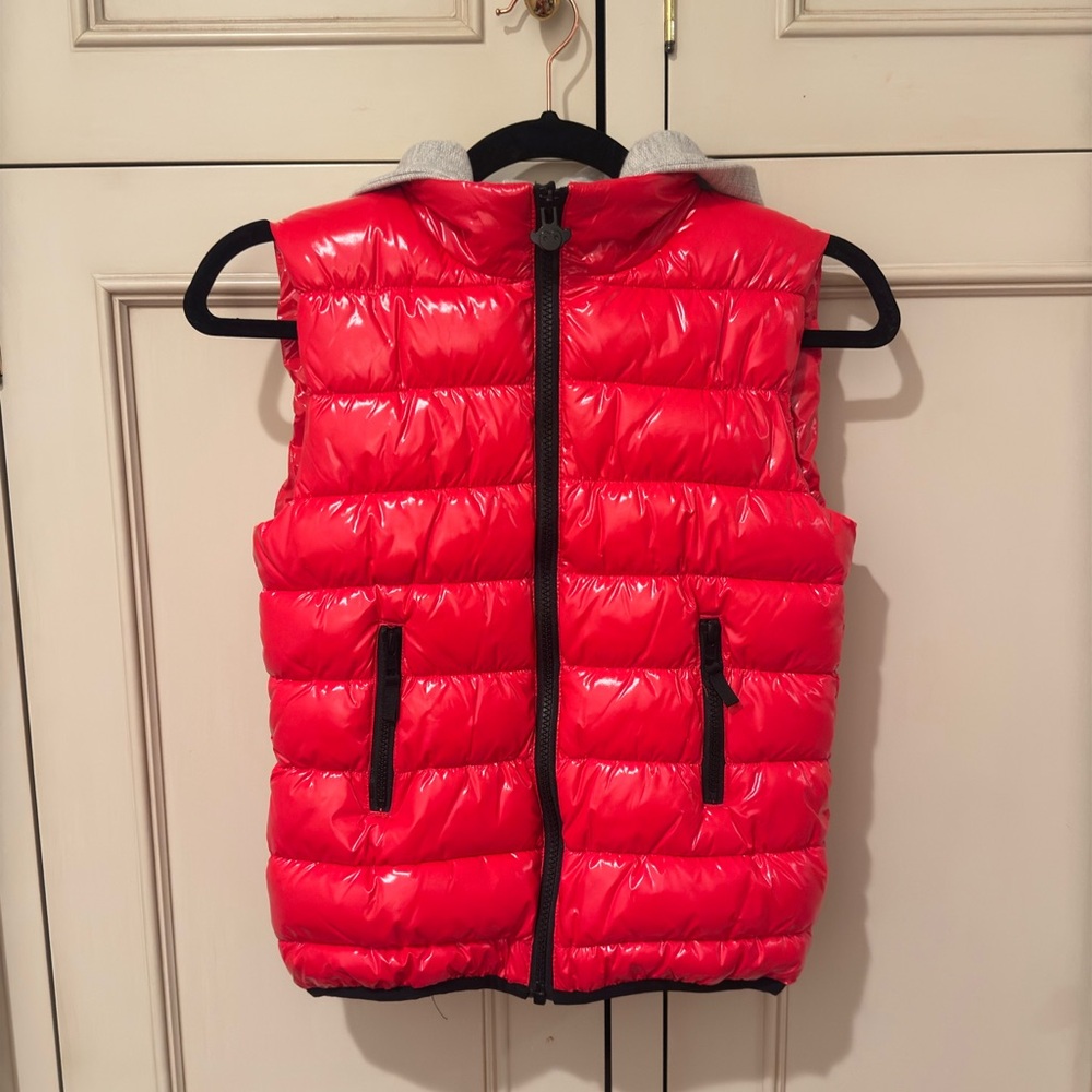 Appaman Apex Kids Puffer Vest with hood in Red. Brand NEW With tags. Ship fast! - Picture 5 of 9